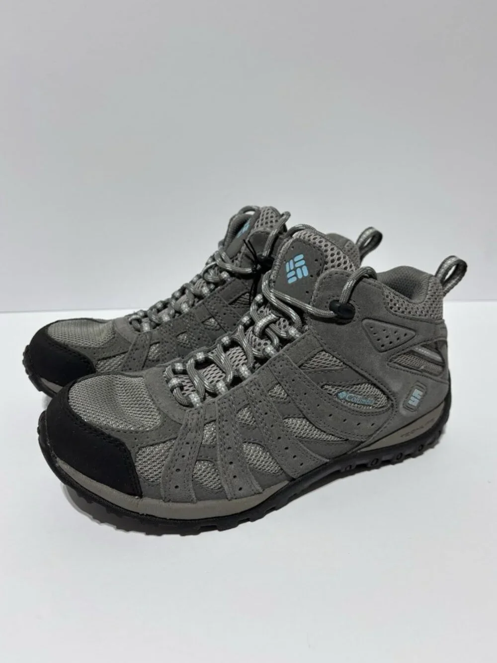Columbia worn box showing